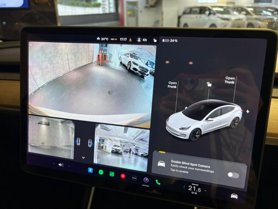 Model 3 SR Plus - Image 4